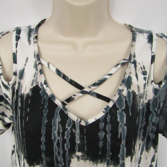 Perfect Peach | Women's | Large | Tye Dye | Black & White | Blouse - Picture 2 of 4